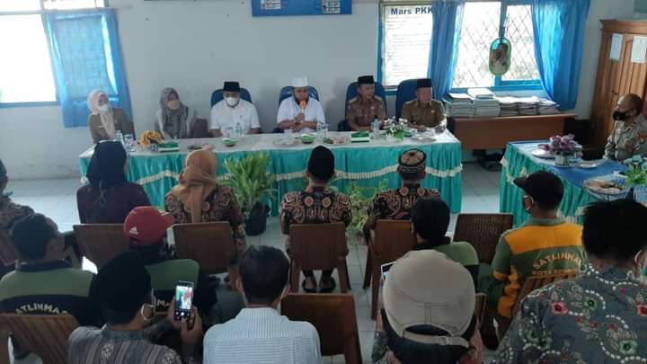 Walikota Helmi Hasan Bina Pegawai Teluk Segara