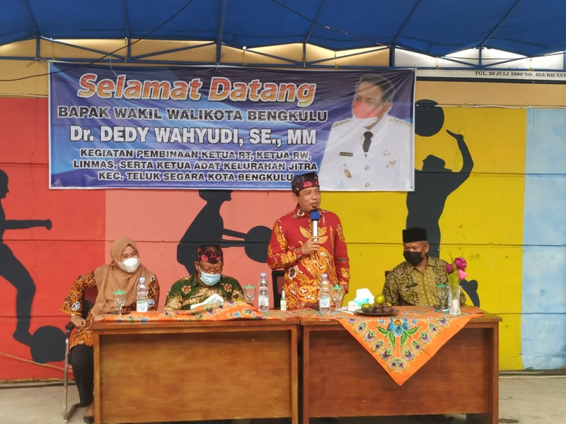 Dedy Wahyudi: Aparat Kelurahan  Harus Melayani Warganya