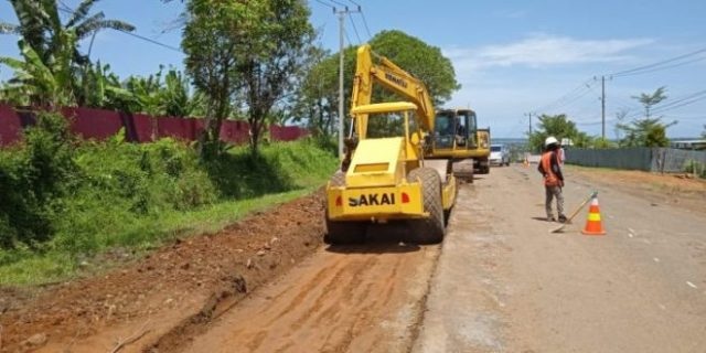 Jalan Rusak di Kota Terus Diperbaiki