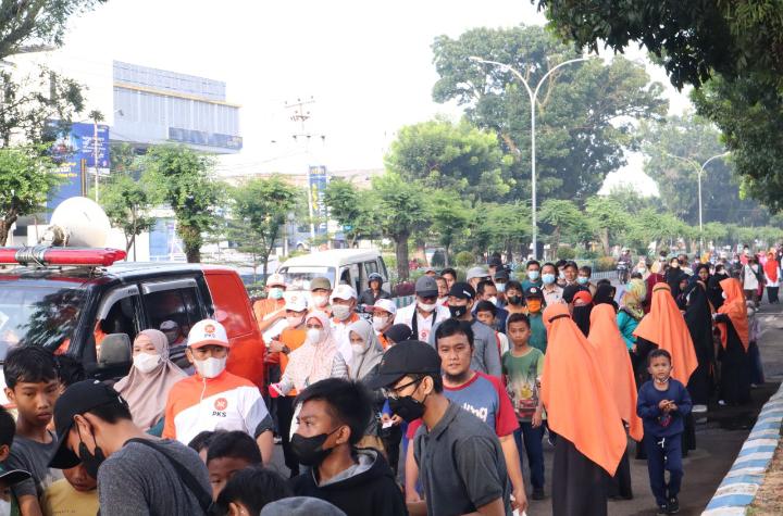 PKS Gelar Jalan Santai Hari Ayah,  Patuhi Prokes