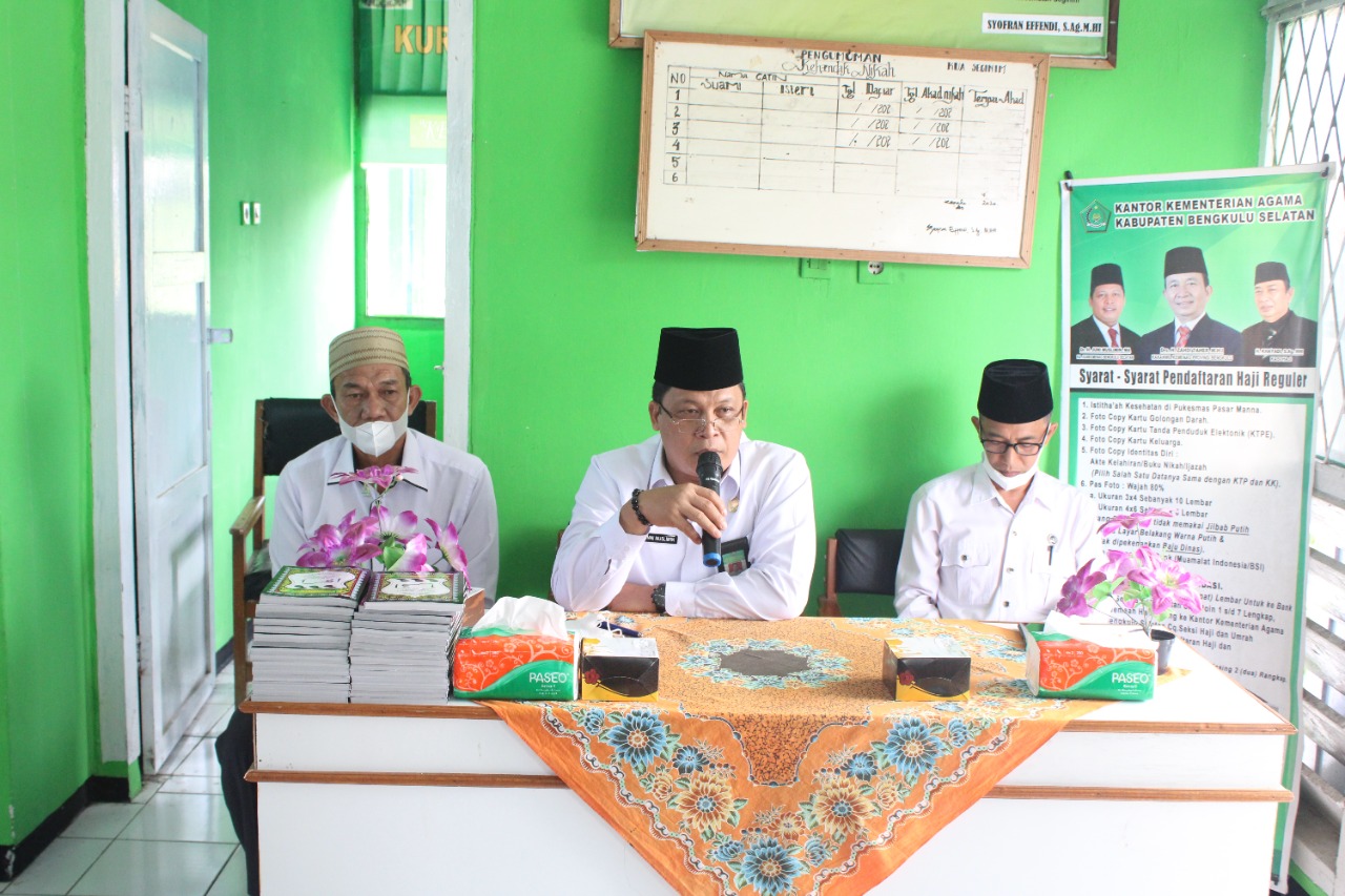 Kakan Kemenag Bengkulu Selatan Bina Guru Ngaji