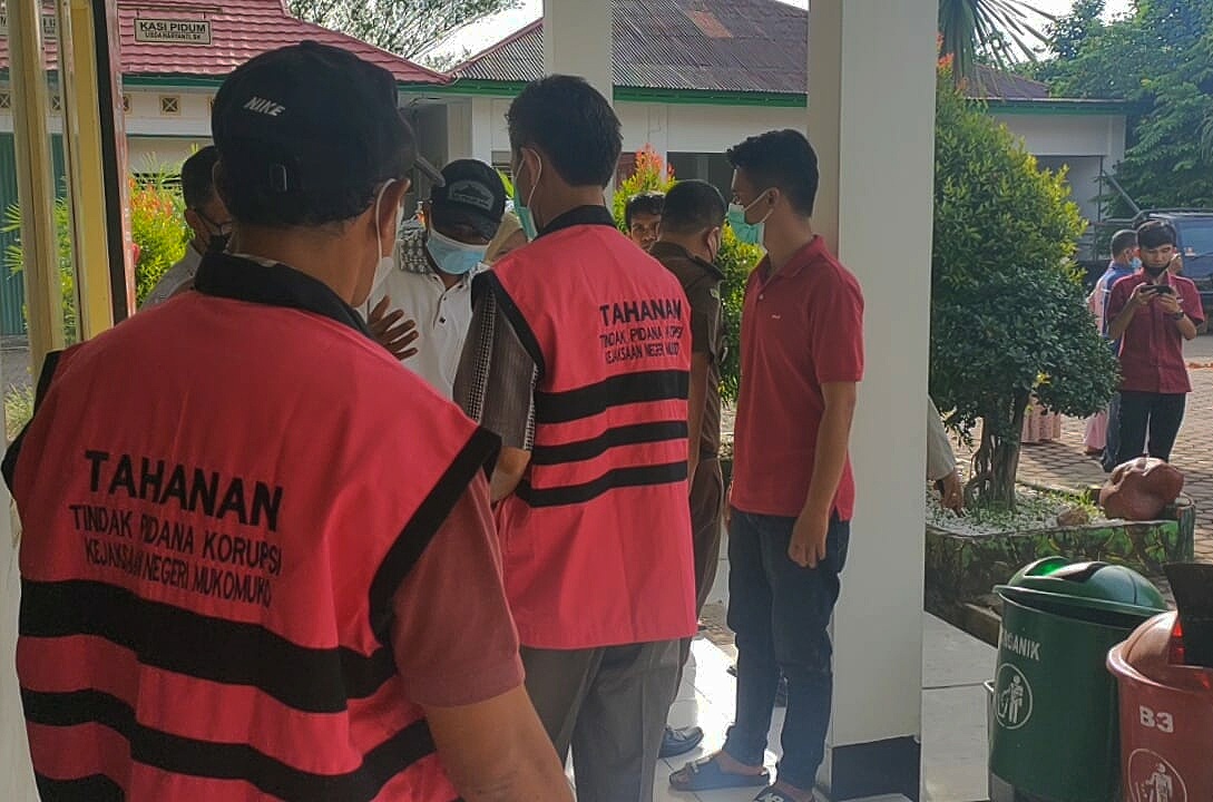 Dua Kepala OPD Mukomuko Ditahan Kejaksaan