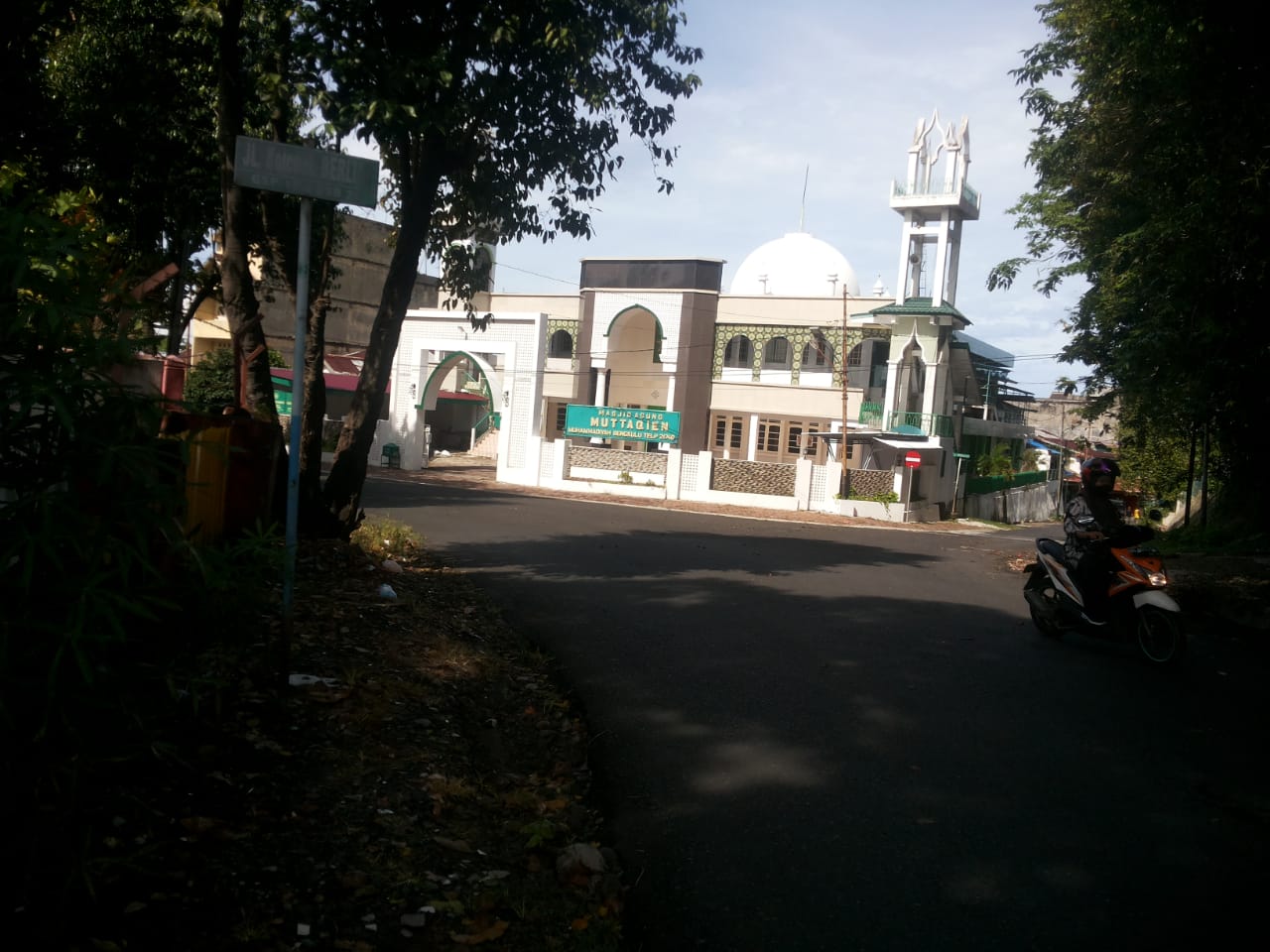 Ini Dia Orang Bengkulu Yang Tersangkut Namanya di Jalan (14)