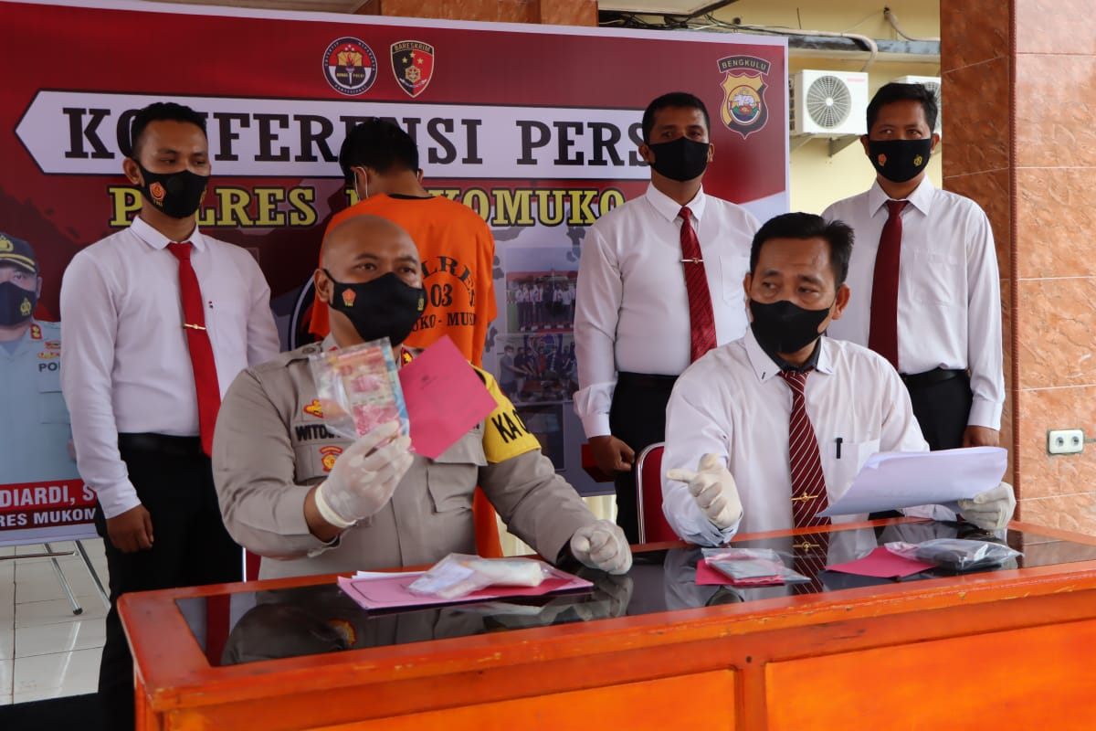 Bawa Botol Bedak Berisi Narkoba, Pemuda Ipuh Diringkus