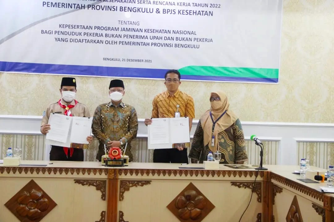 Gubernur Bengkulu Dapat Penghargaan dari BPJS Kesehatan