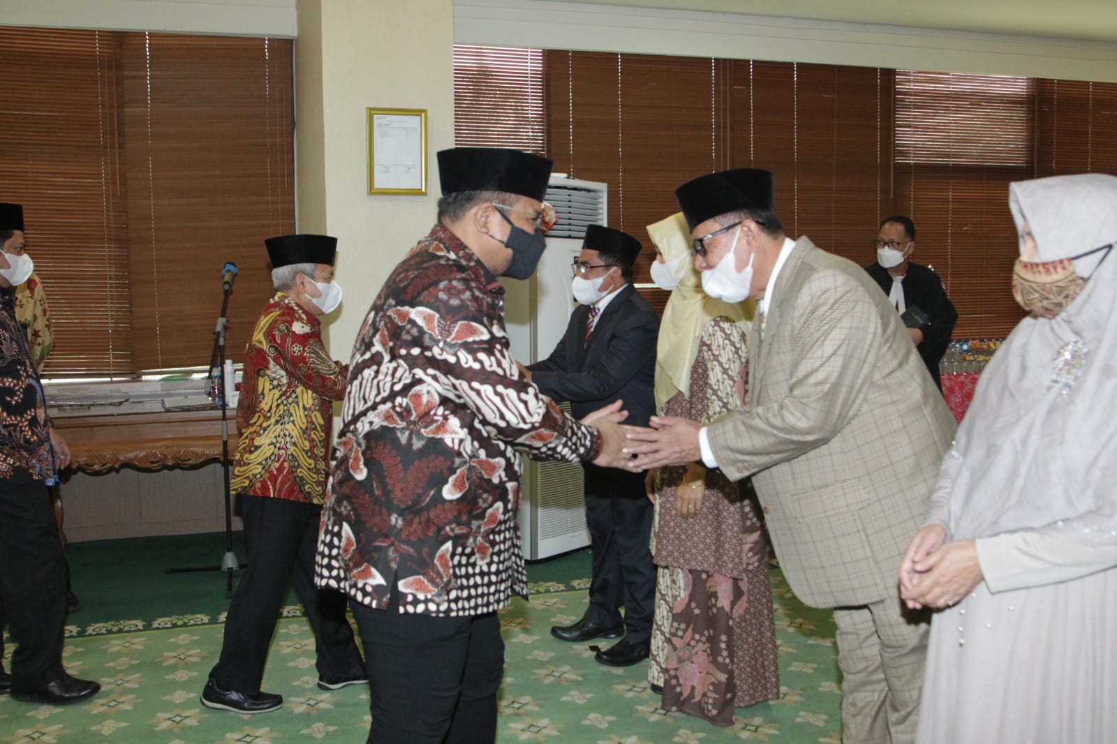 Menteri Agama Lantik Dr. KH Zulkarnain Dali M.Pd  Jadi Rektor UIN FAS Bengkulu