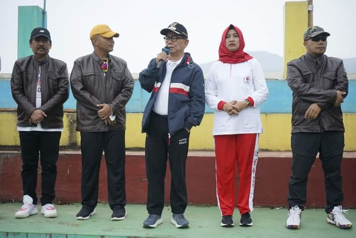 YJI  Gelar Senam Jantung Sehat Sambil Nikmati Indahnya Kebun Teh