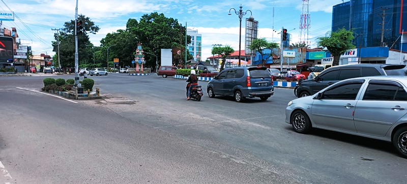 Di Simpang Skip, Vivin Berteriak Minta Tolong