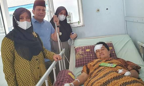 Badrun: Gubernur Bakal Tanggung Biaya Berobat Istri yang Dibacok Suami