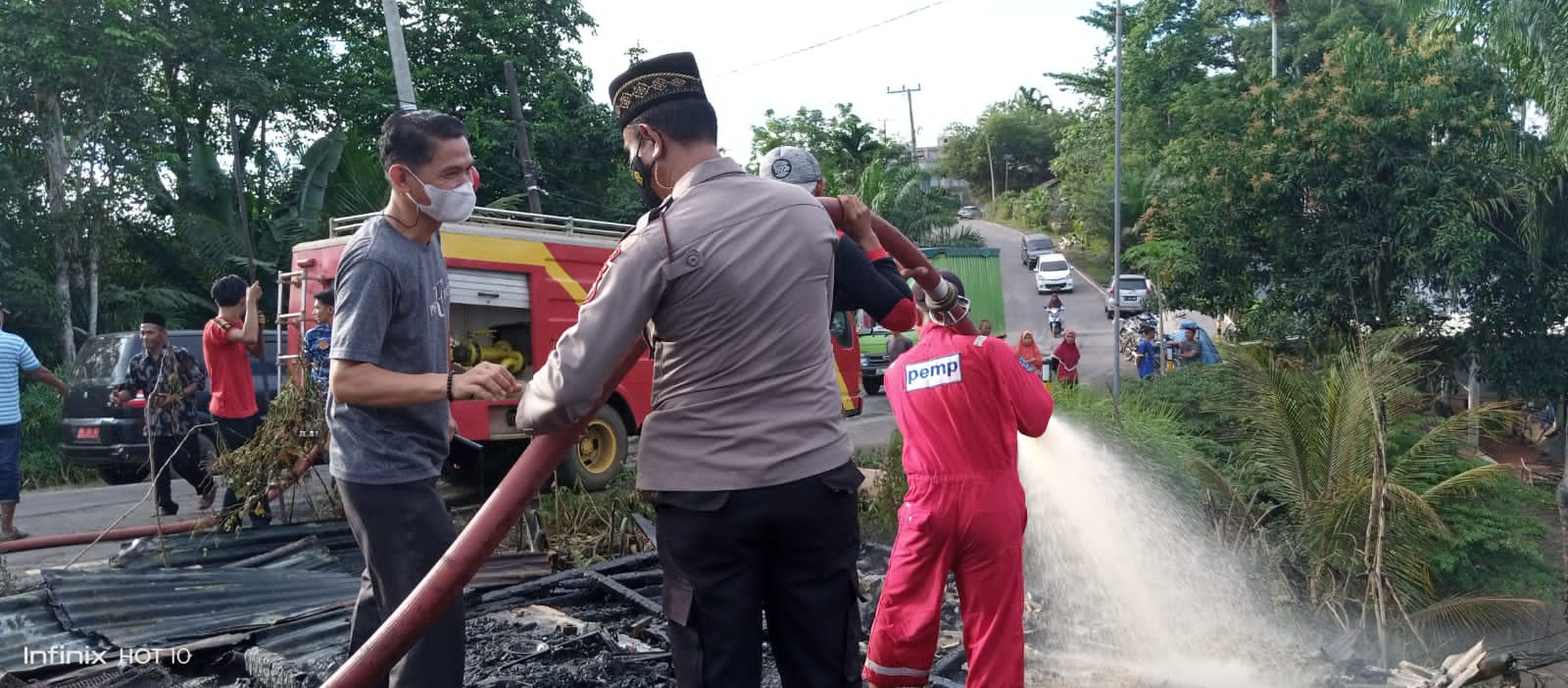 Si Jago Merah Lalap  4 Unit Ruko