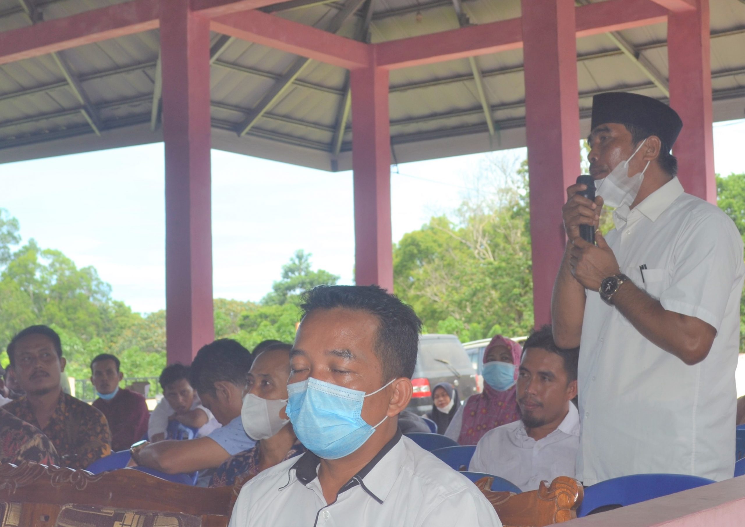 Komitmen Bupati BU Dipertanyakan Kades di Batik Nau