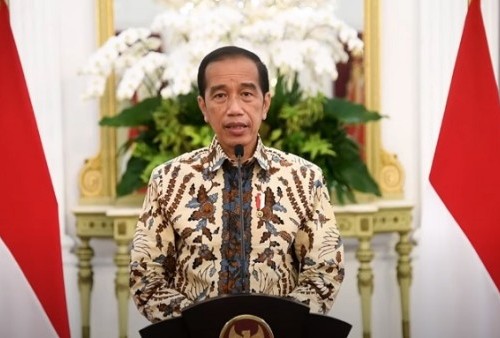 Jokowi: Umat Islam Bisa Salat Tarawih Berjamaah Lagi di Masjid