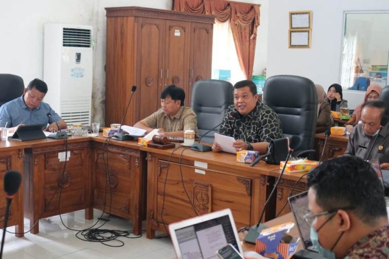 Pemberhentian dan Pengangkatan Perangkat Desa Tanpa Penjaringan Tidak Sah