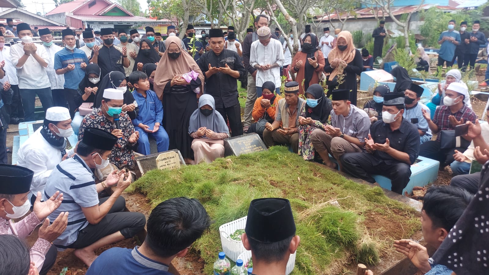 Ibunda Bupati Benteng Tutup Usia, Masyarakat Benteng Berduka