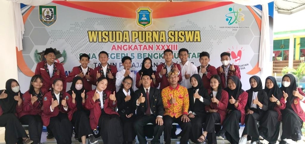 SMAN 5 Bengkulu Utara Lepas Siswa Lewat Perpisahan