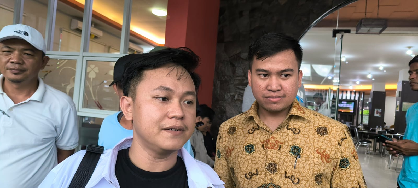 Prabowo Subianto Bersama Artis Raffi Ahmad di Provinsi Bengkulu Bangkitkan Semangat TKD dan Sapa Semua Relawan