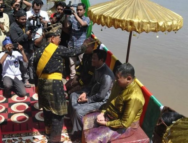 Mandi Balimau, Tradisi Menyucikan Diri dan Eratkan Silaturahmi Menyambut Ramadan