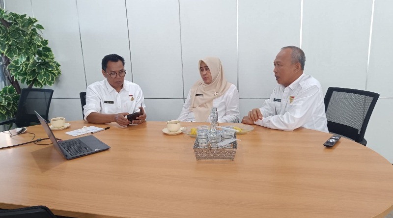 Penjabat Sekda Kota Bengkulu Ikuti Launching Koperasi   Merah Putih