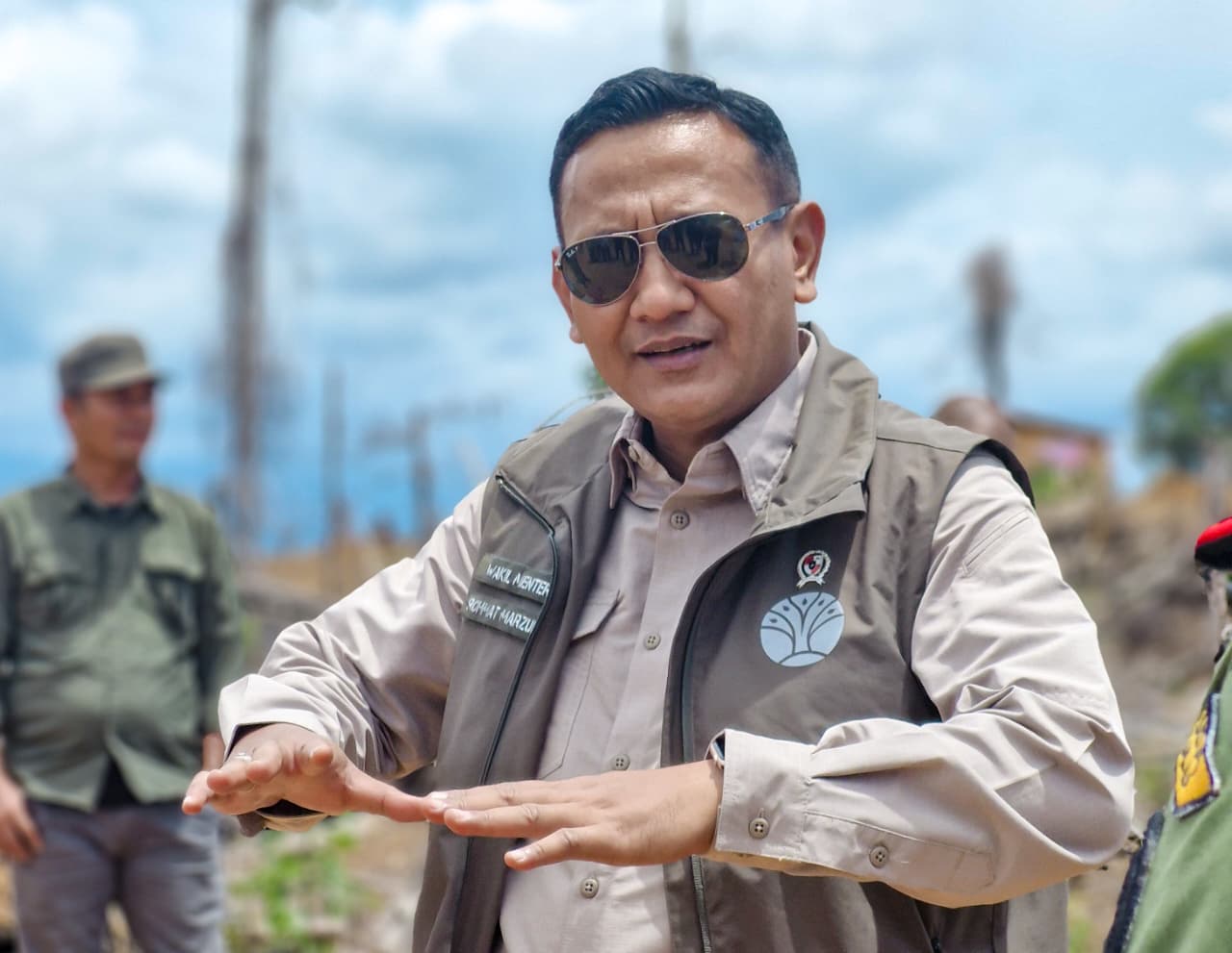 Wamenhut Terbang ke Seblat: Negara Tidak Membiarkan Rumah Gajah Sumatera Dirusak