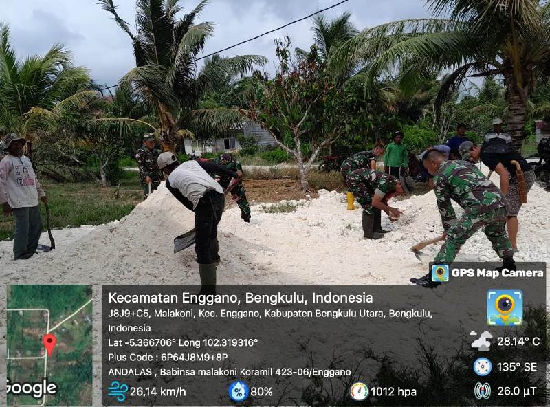 Bersama Satgas Pam Puter, Koramil 423-06   Lakukan Giat Pembangunan Masjid di Pulau Enggano 