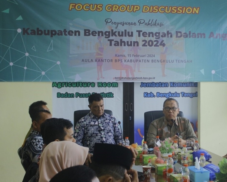  Dibuka Penjabat Bupati, Bengkulu Tengah Wujudkan SDI dengan FGD Evaluasi Penyusunan Publikasi  dalam Angka