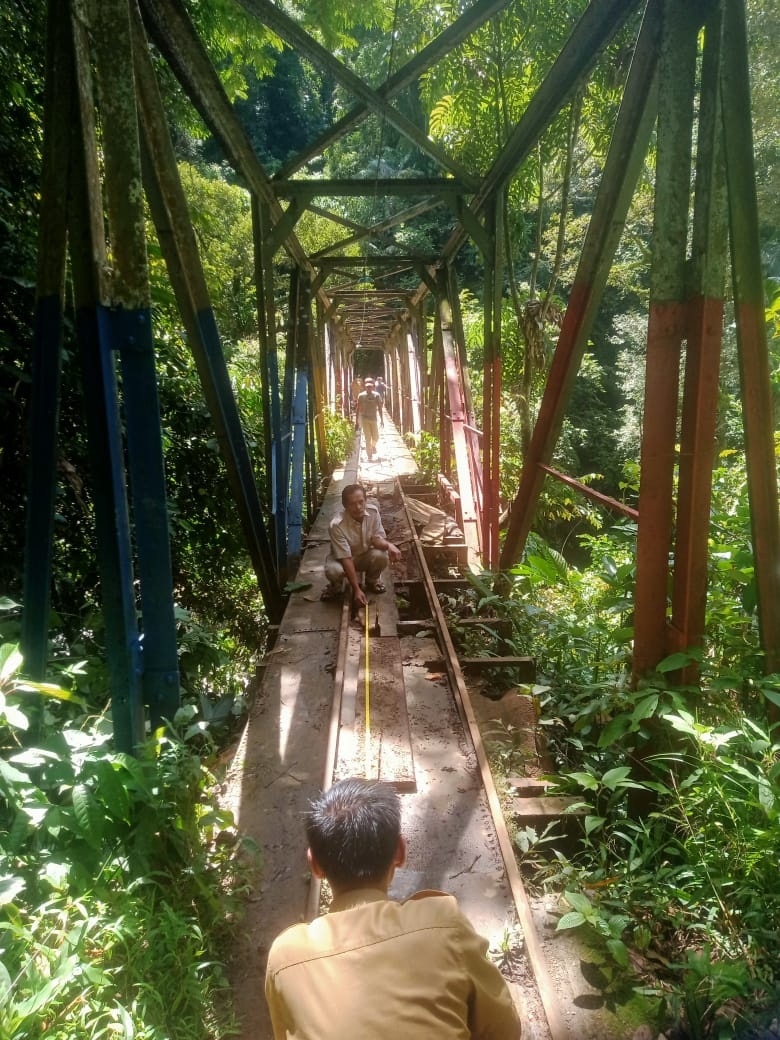 Lebong Tandai Laksanakan Titik Nol  Pembangunan Jembatan dan Rabat Beton