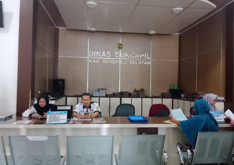  Disdukcapil Bengkulu Selatan Hadirkan Layanan  Identitas Kependudukan Digital