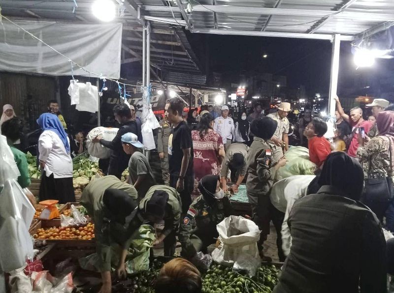 Barang Dagangan PKL Panorama Disita Tim Gabungan Pemkot Bengkulu