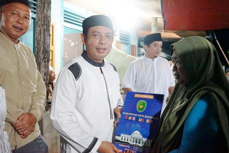 Walikota Hadiri Takziah Malam ke- 3, Berikan Support ke Warga Kampung Kelawi
