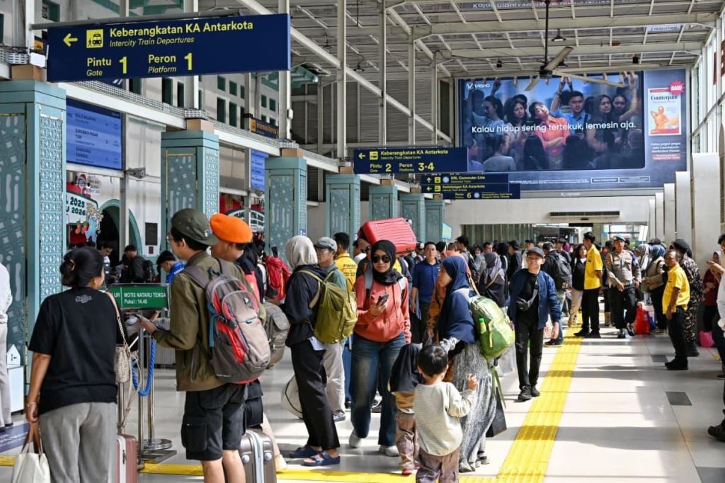 Masa Libur Sekolah, Pemerintah Beri Diskon Tiket Kereta, Pesawat dan Kapal