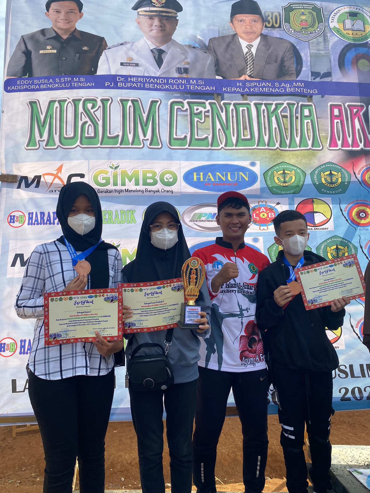 Bangga, Tiga Siswa SMP Al-Azhar 52 Bengkulu  Sabet Juara Panahan se-Sumbagsel 