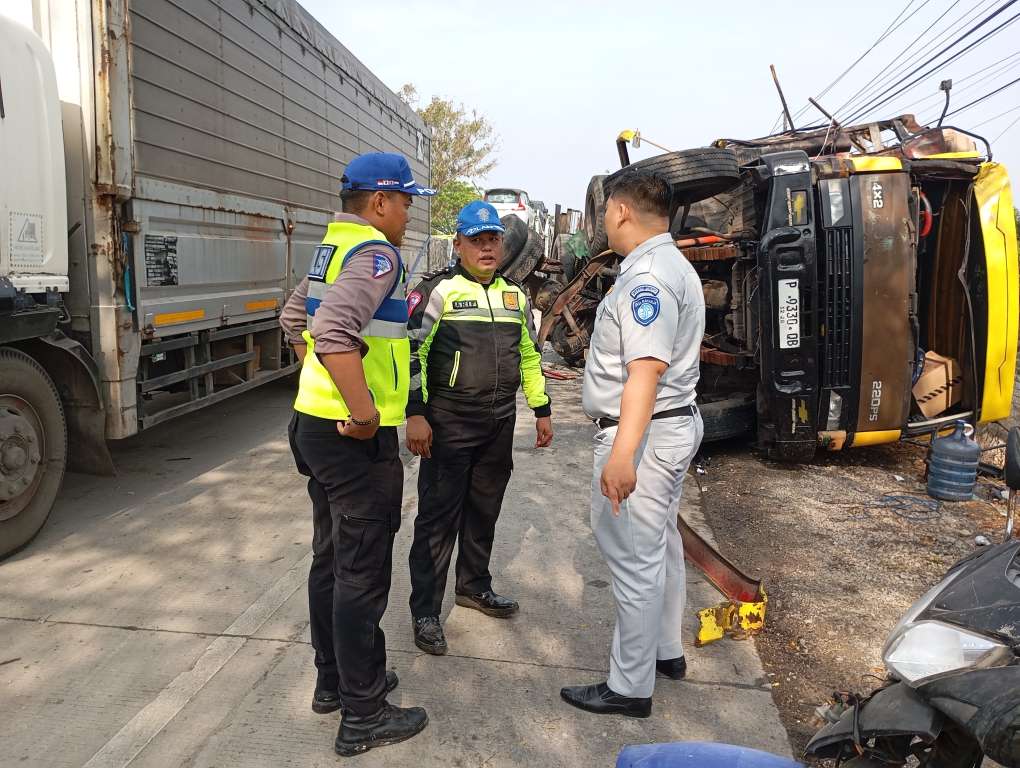  Santunan Korban Kecelakaan Bus Vs Truk di Jalur Pantura Kabupaten Pati Jawa Tengah Dijamin Jasa Raharja