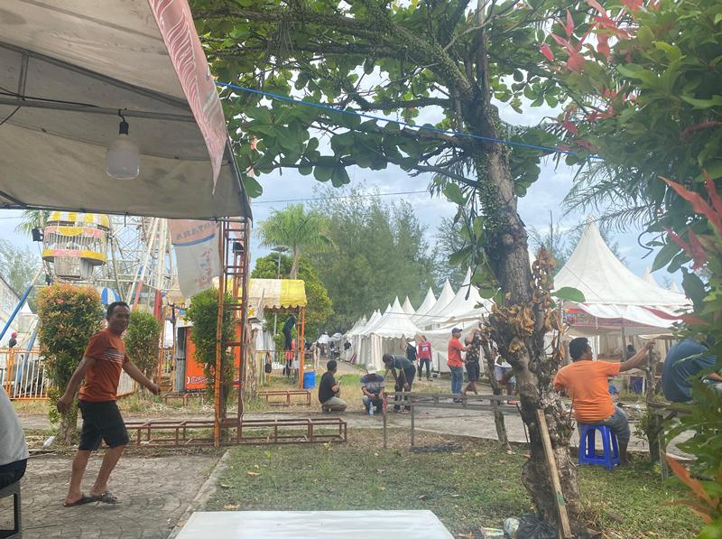 Area Festival Tabut di Pantai Panjang Bengkulu Sudah Mulai Ramai 