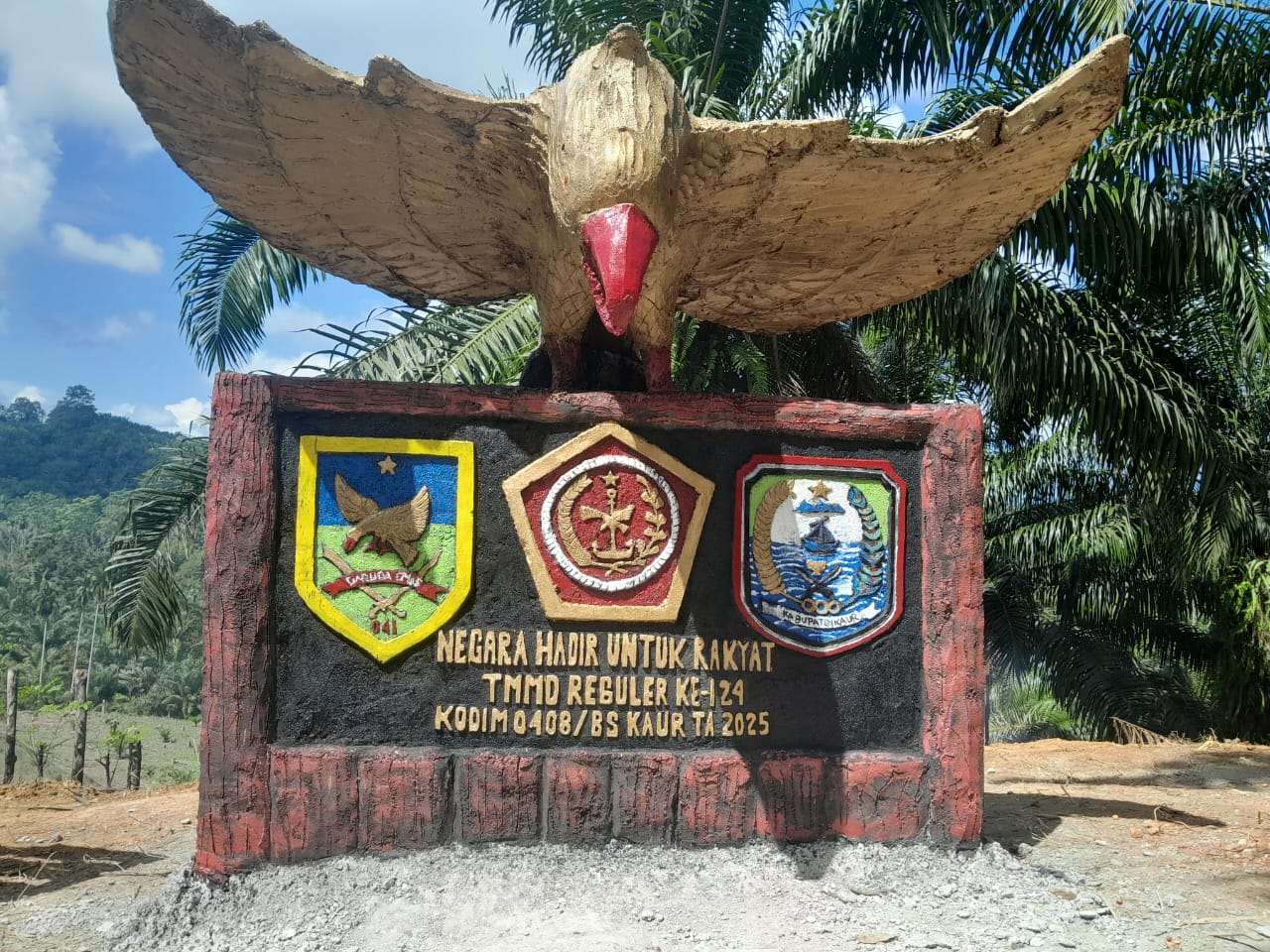 Tugu Prasasti TMMD Ke-124 Kodim 0408/BS, Tuntas Pengerjaannya