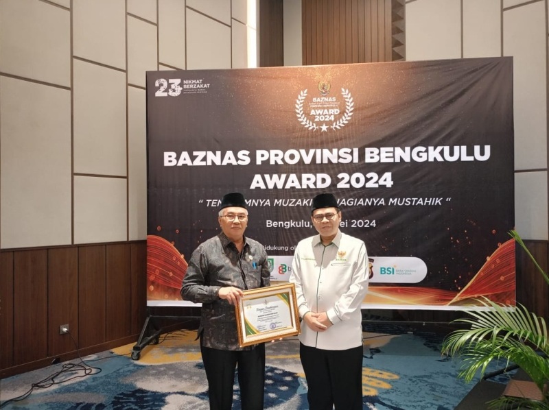 Sukses, Baznas Kaur Memperoleh 2 Penghargaan Dalam Event Baznas Award 