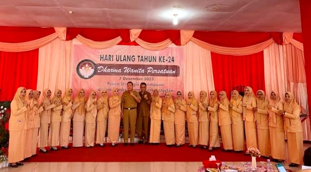 Dibuka Sekda, Kegiatan HUT Dharma Wanita Persatuan ke- 24 di Bengkulu Utara Sukses