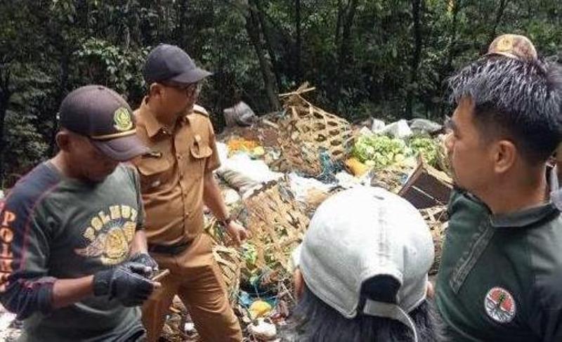 Ada Masyarakat  Buang Sampah di Hutan Lindung