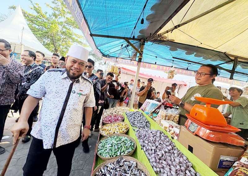 Gubernur Bengkulu Undang Kang Dedy  ke Festival Tabut 2025