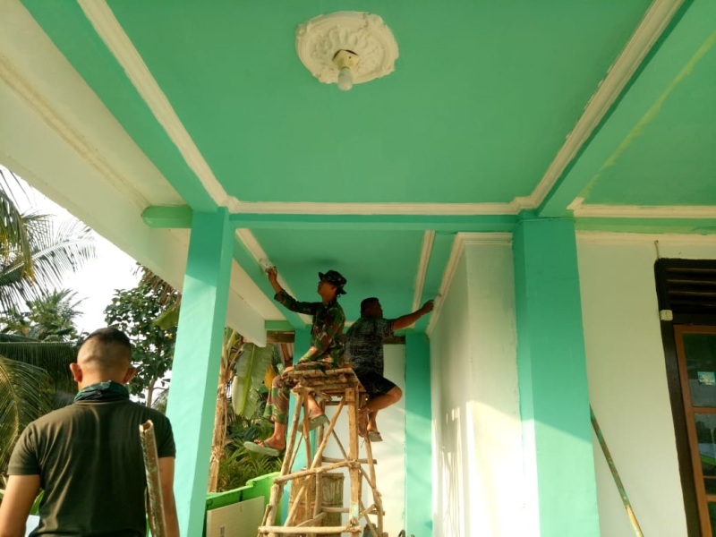 TMMD bersama Masyarakat Rehab Masjid Kembang Ayun Terlihat Sangat Indah