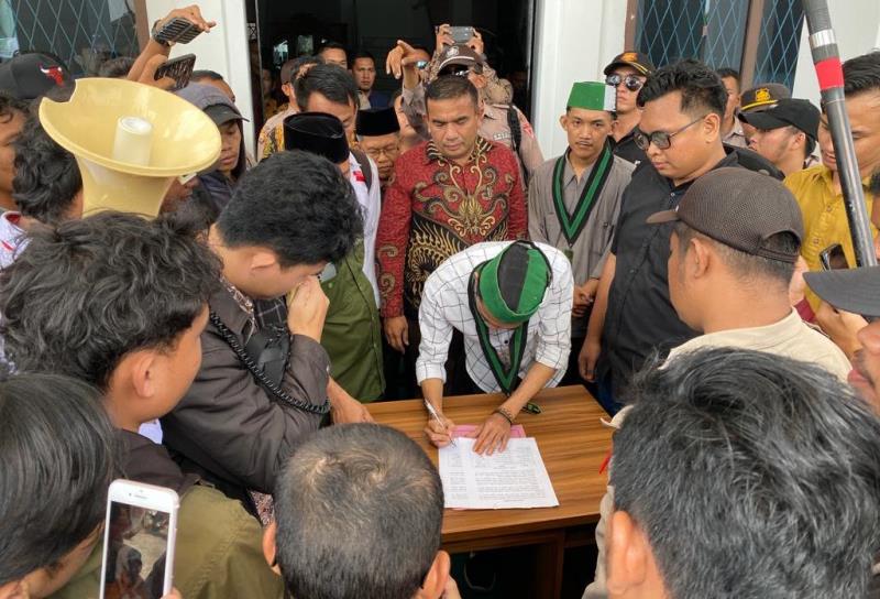 Tandatangani Kesepakatan, UIN Fatmawati Sukarno Bengkulu Terima Aspirasi Massa