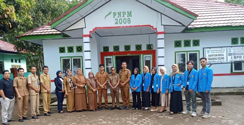 Camat Tanjung Agung Palik  Apel Pagi Bersama di Desa Tanjung Agung