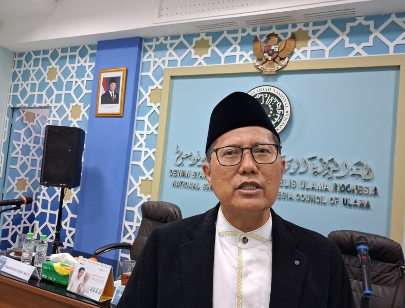 Penjualan Makanan Nonhalal Marak, Waketum MUI KH Cholil Nafis Bilang Ini