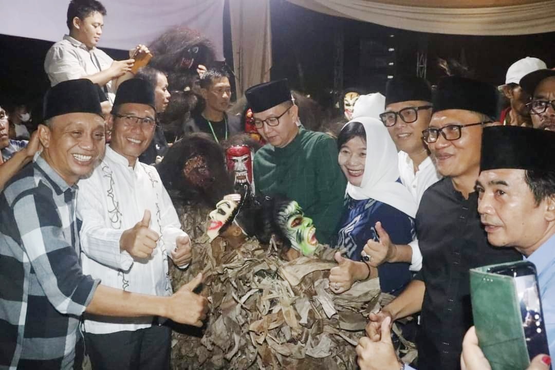 Ada Nilai Mistis Dibalik Ritual Sekujang,   Mendoakan Roh dan Musim Buah