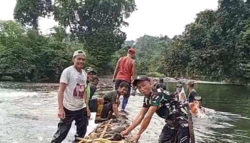 Gotong Royong, Petani Muara Nibung Bendung Sungai Air Talo