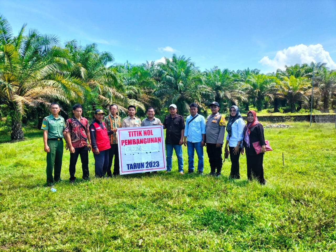 Titik Nol Pembangunan Balai Pertemuan Tanjung Kemenyan Lancar