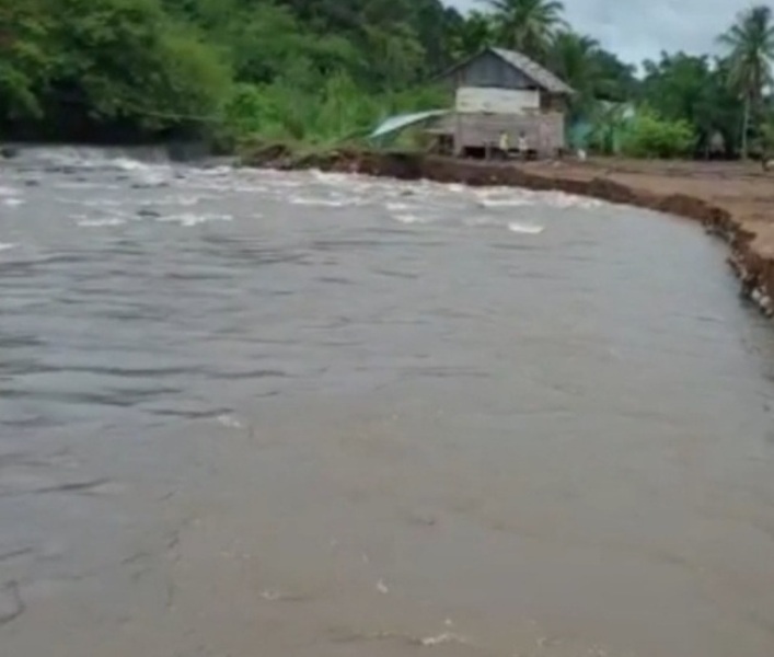 Usulan Belum Direspon, Warga Was-Was Abrasi Sungai Rindu Hati Bengkulu Tengah