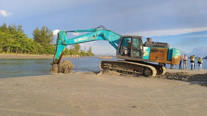  Pengerukan Pelabuhan Pulau Baai Terkendala dan Lambat