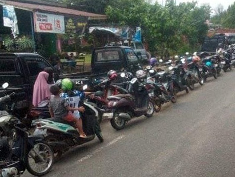 Setelah Keluhkan Listrik Padam, Kini Warga Bengkulu Utara  Kelangkaan BBM