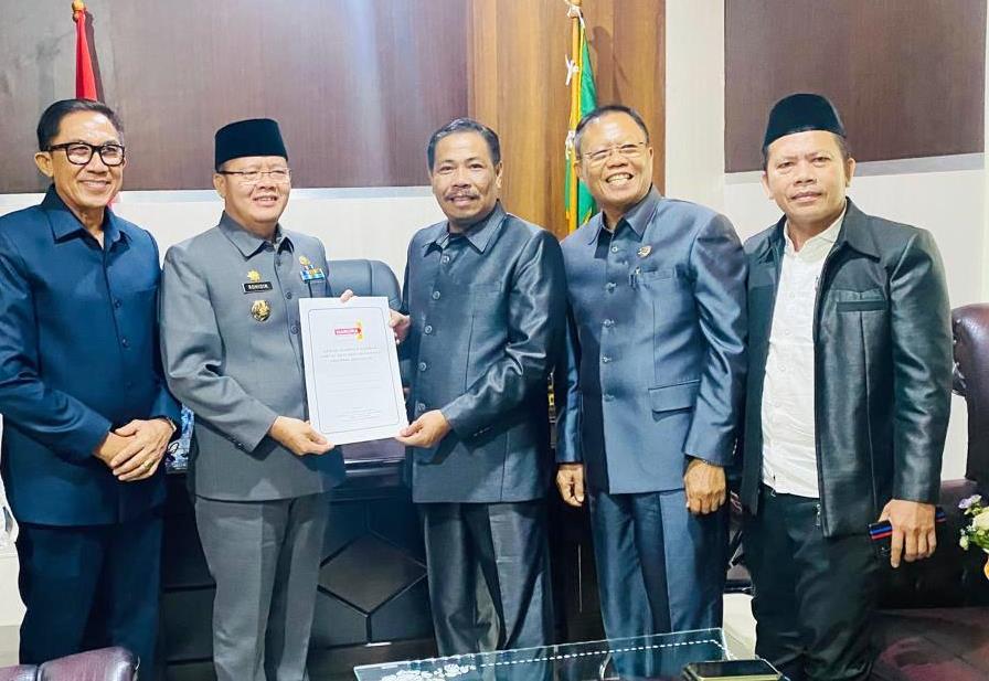  Rohidin Mersyah Ditugaskan DPP Hanura Untuk Menentukan Pasangan di Pilgub Bengkulu Tahun 2024 