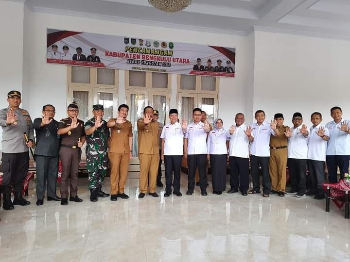 Tim Saber Pungli  dan Gubernur  Kunjungi Bengkulu Utara